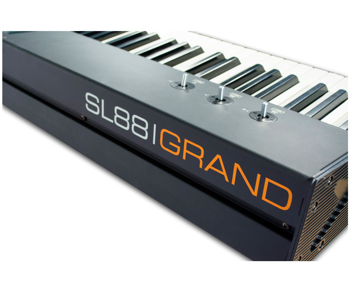 StudioLogic SL88 Grand MIDI Klavier