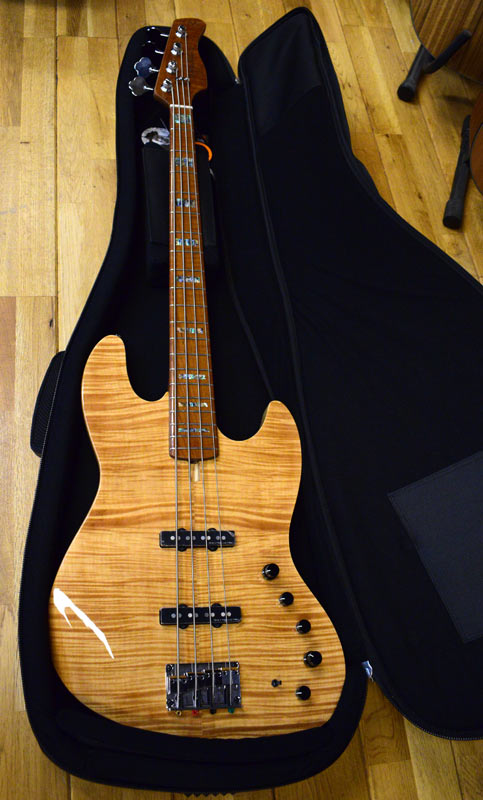 Sire Marcus Miller V10+ S4/NT swamp ash