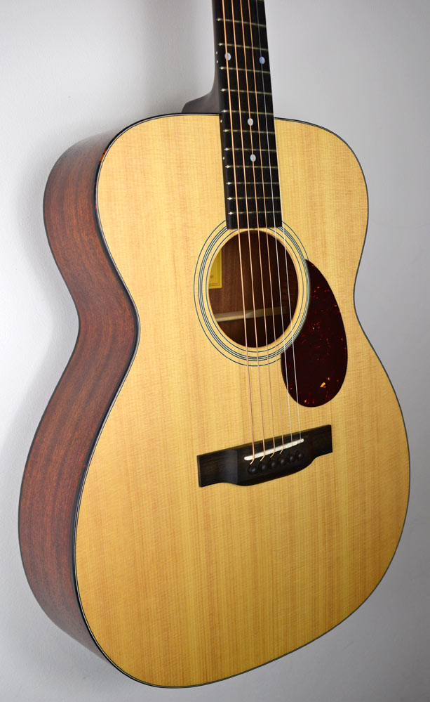 Eastman E1 OM