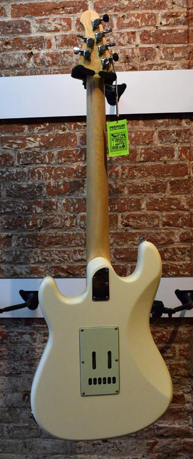 Sterling Cutlass CT50 Vintage white