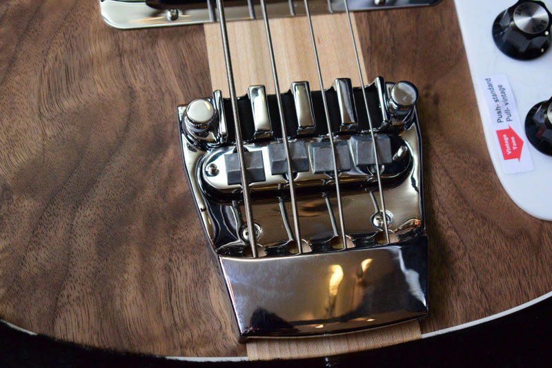 Rickenbacker 4003W walnut