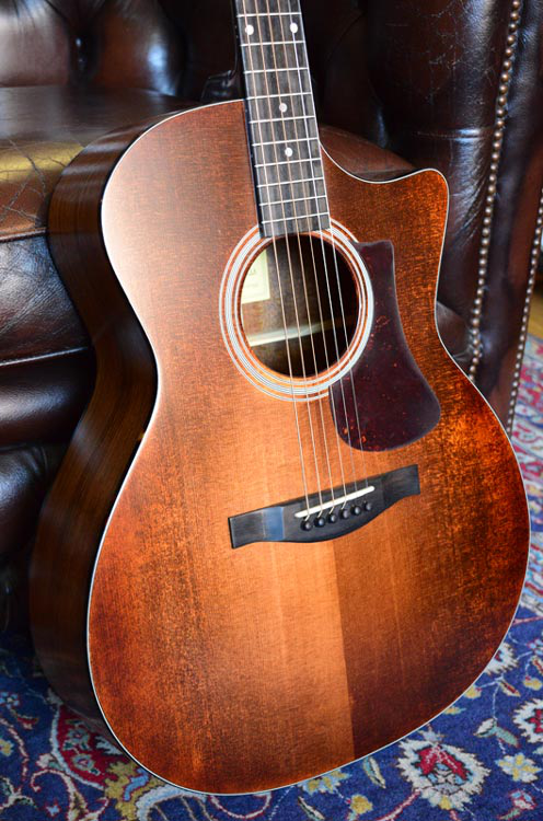 Eastman AC222CE-CLA classic