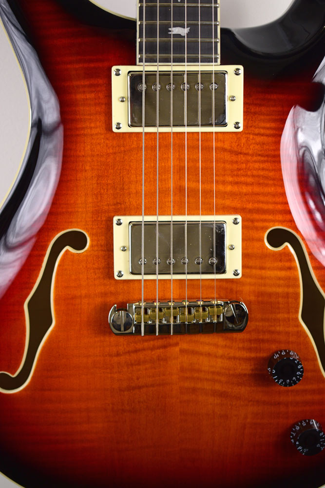 PRS SE Hollowbody II Tri-Colour Sunburst