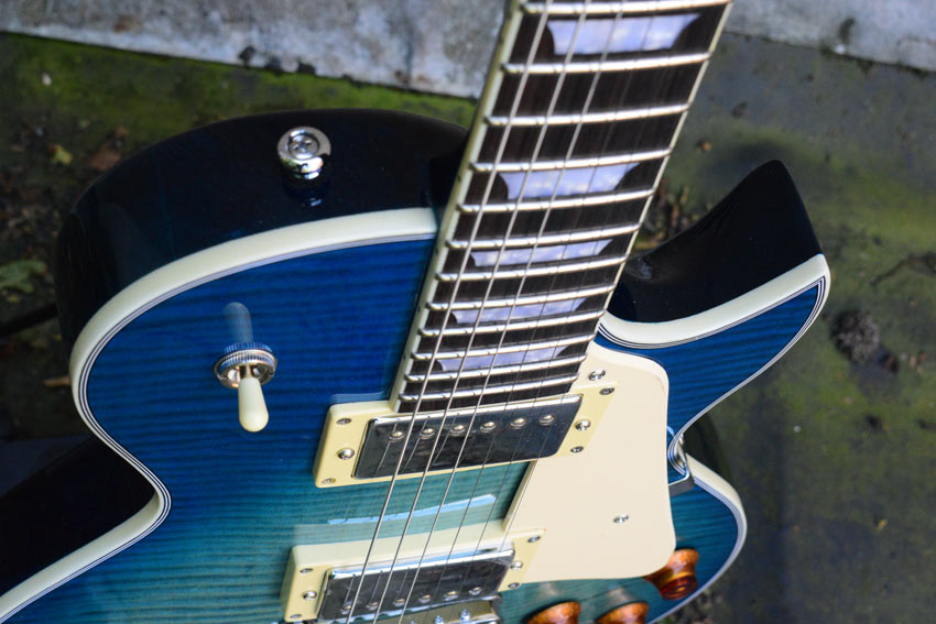 Sire Larry Carlton L7/TBL Transparant Blue