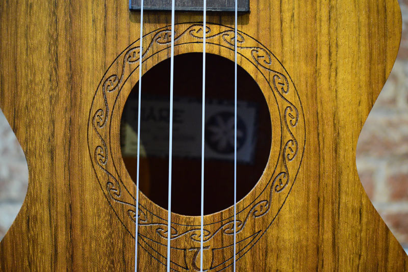 Tanglewood Tiare TWT14E cutaway Tenor ukulele