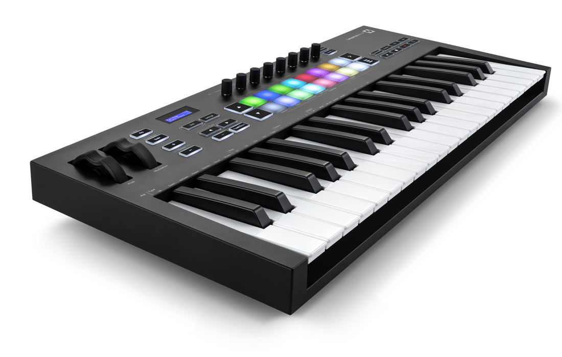 Novation Launchkey 37 MK3