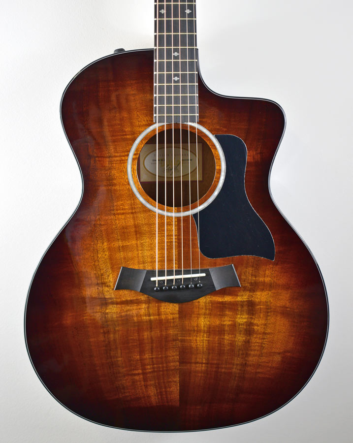 Taylor 224CE-K DLX