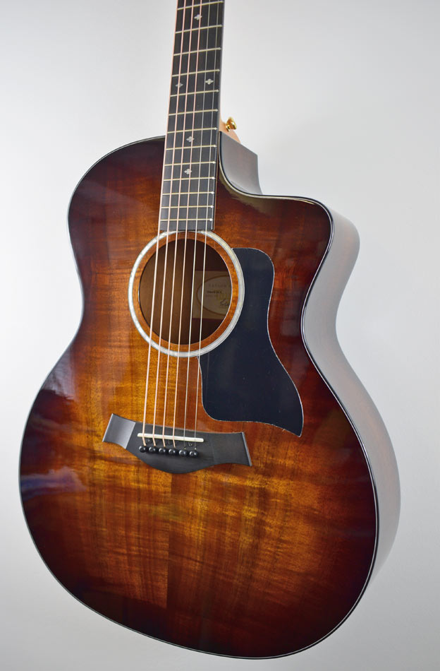 Taylor 224CE-K DLX