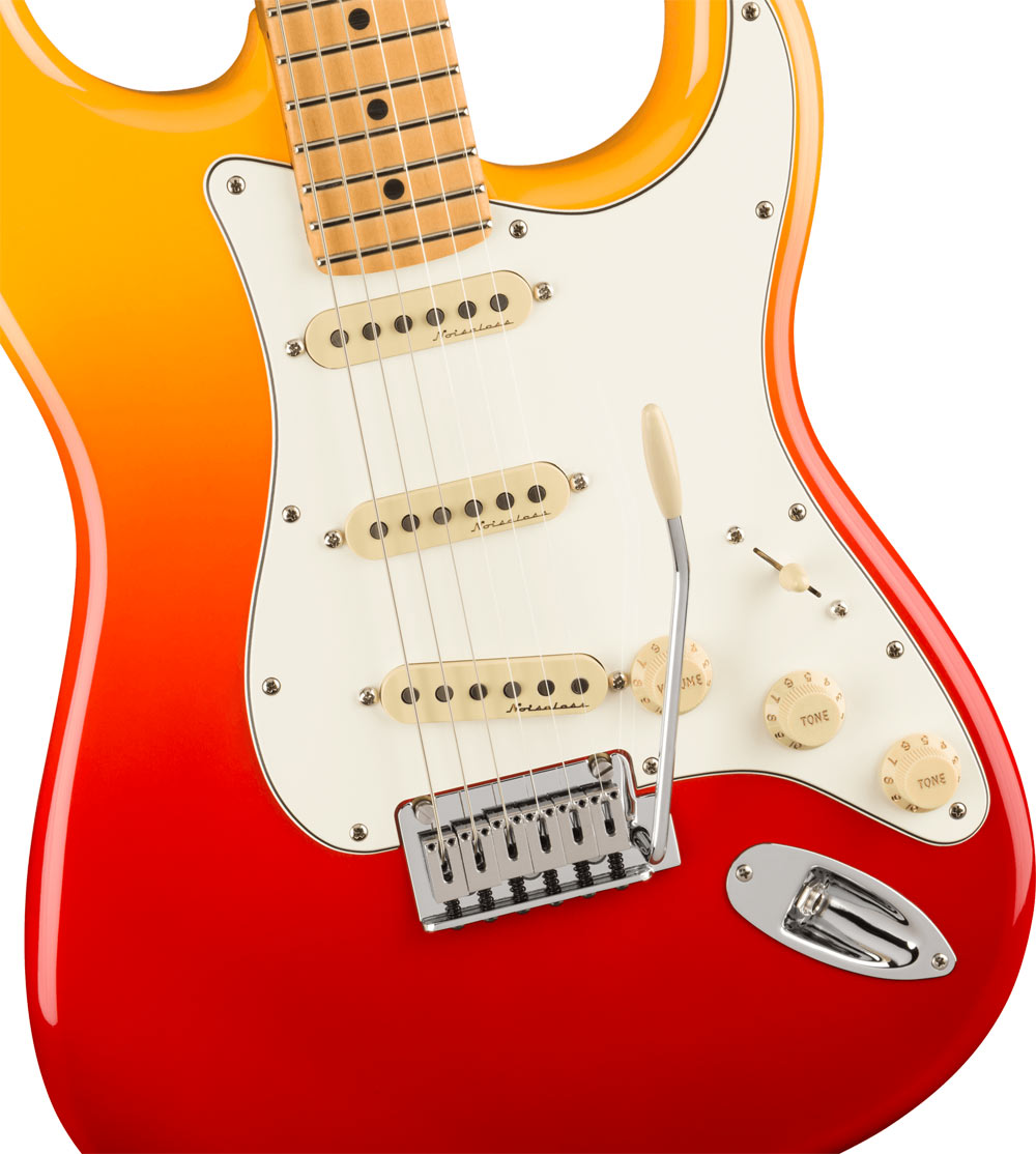 Player Plus Stratocaster MN Tequila Sunrise