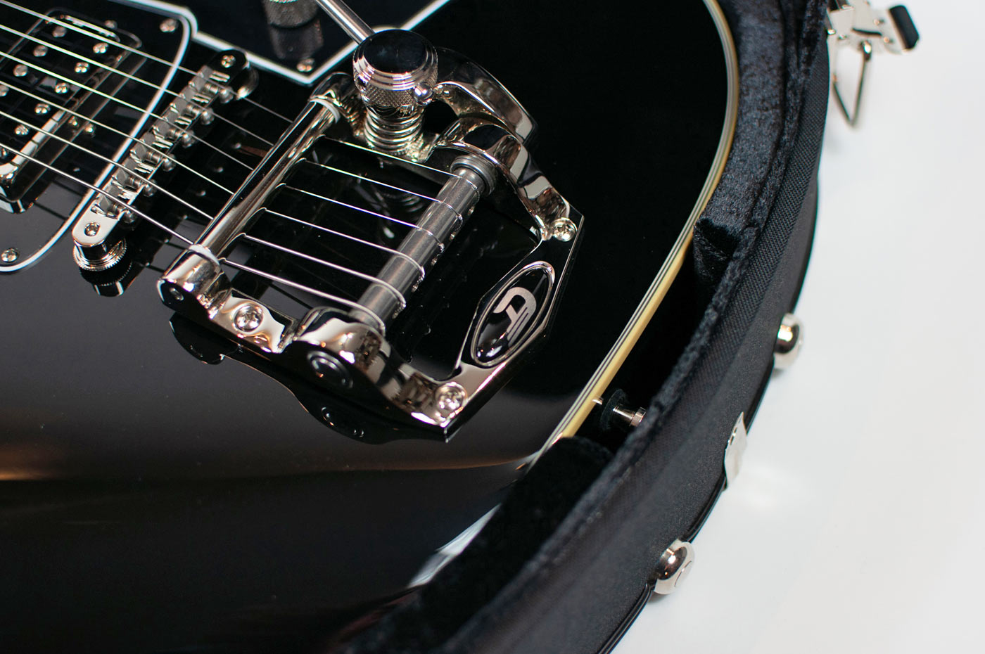 Duesenberg Paloma Black