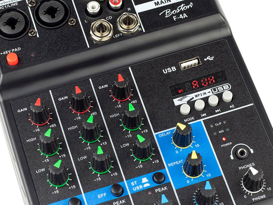 Boston F-4A 4 Kanaals Live Mixer met EFX+ BlueTooth