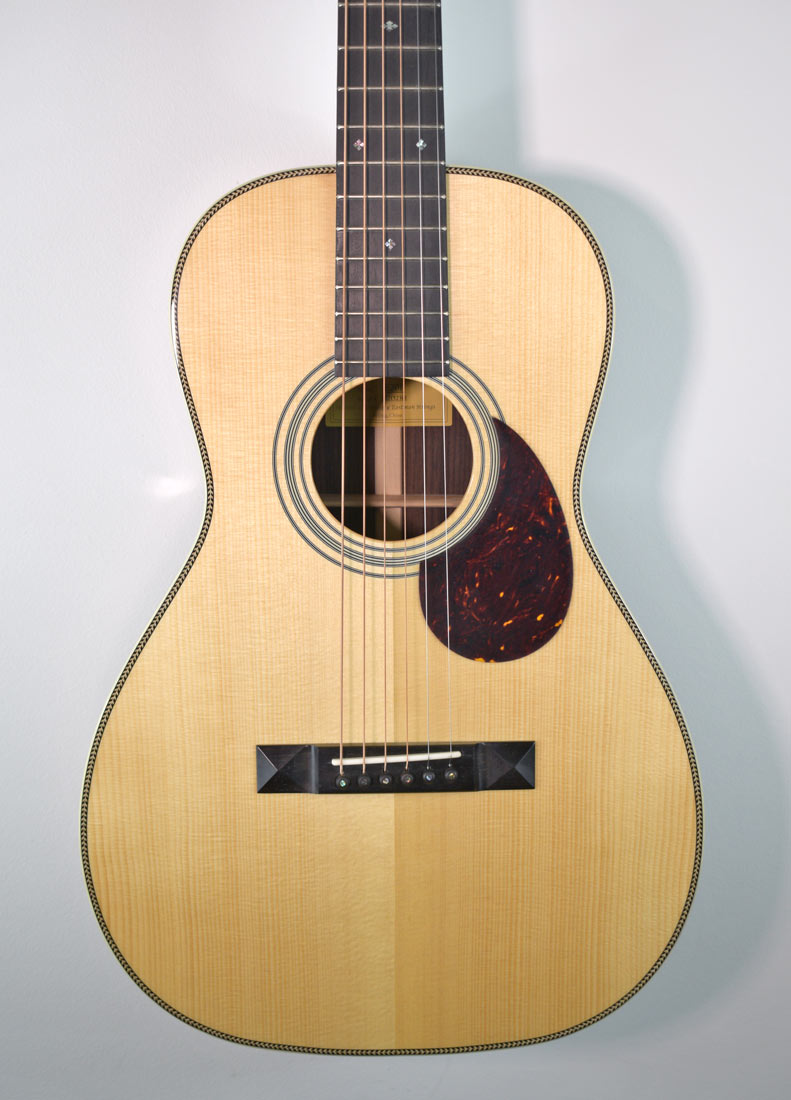 Eastman E20P Parlor