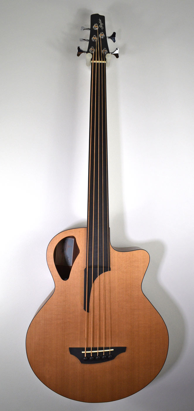 Stanford B 61 CM 5-string fretless bass