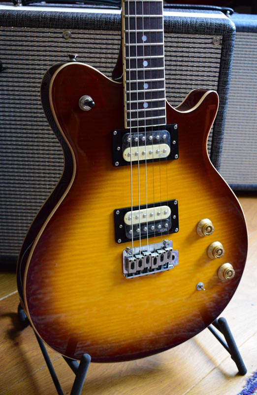 Revelation RGS33 DLX Vintage sunburst