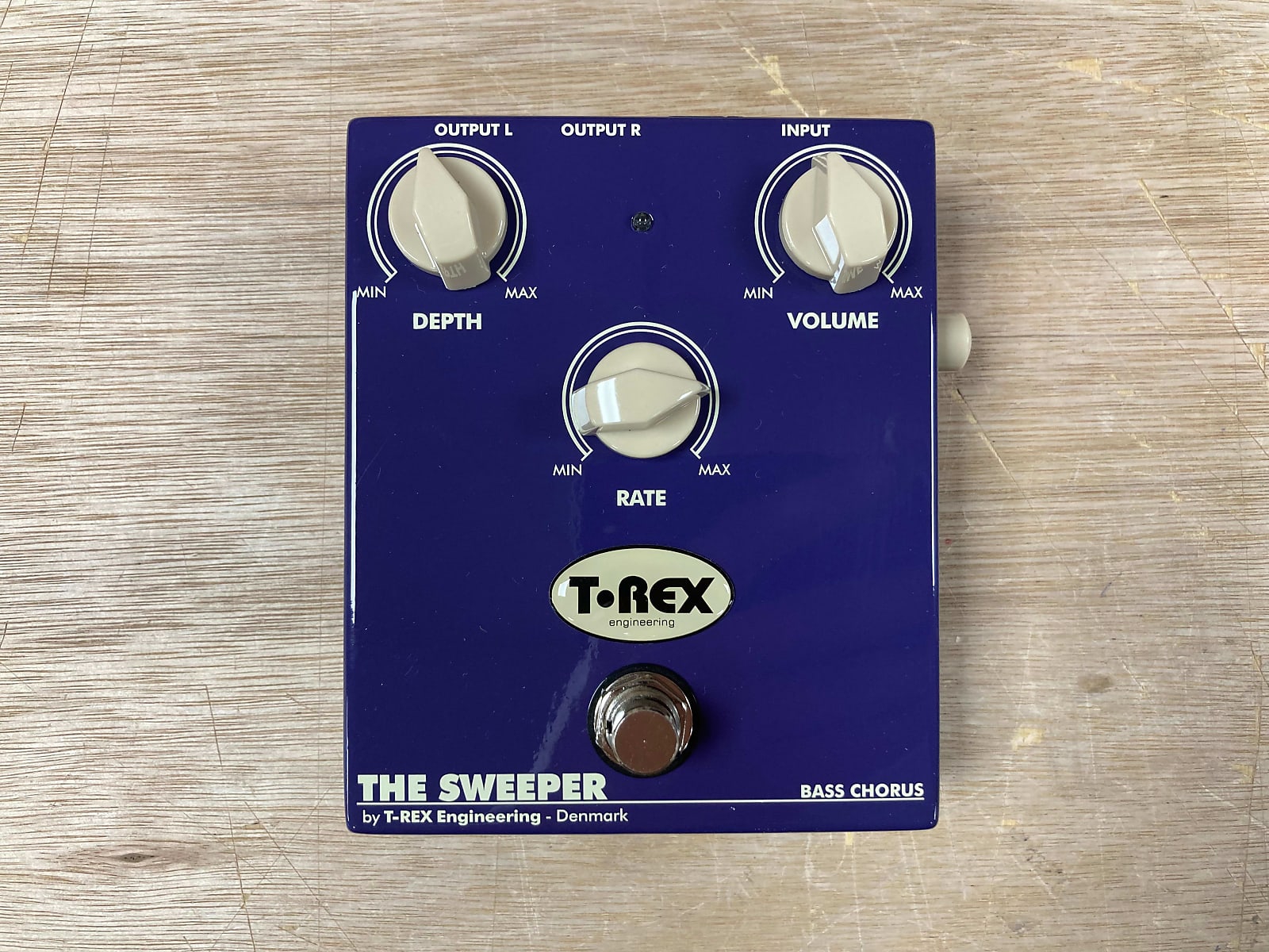 T-Rex Sweeper Bass Chorus