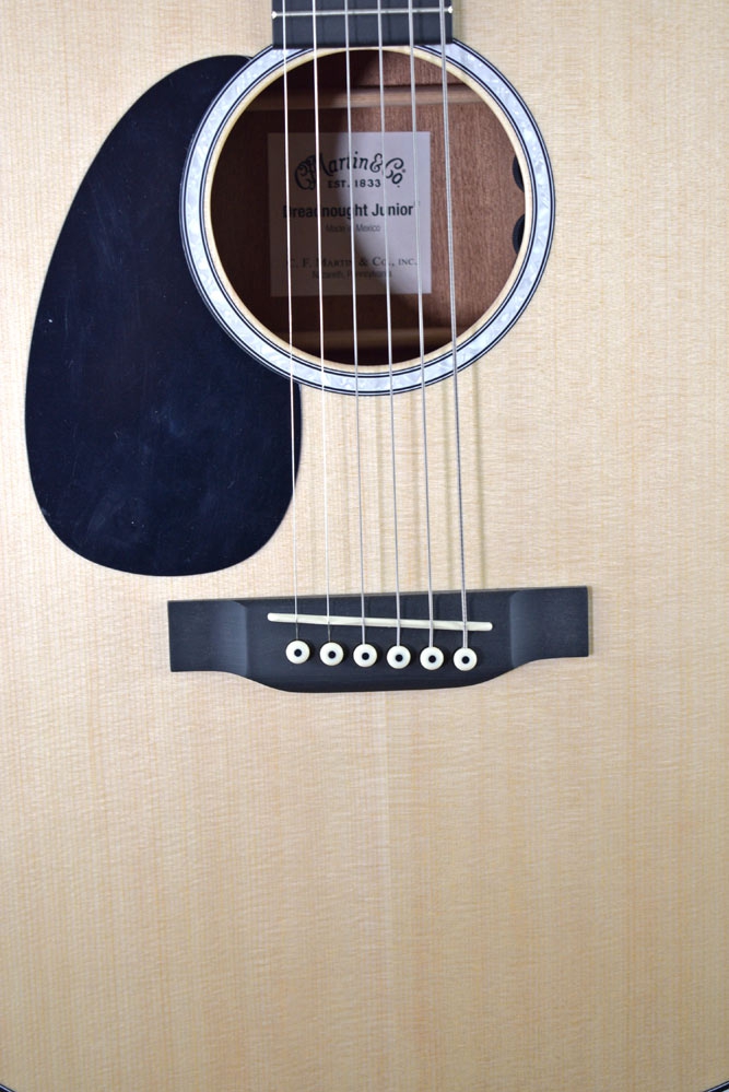 Martin DJR-10E L dreadnought junior