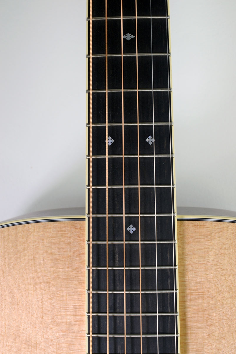 Martin OME Cherry special edition