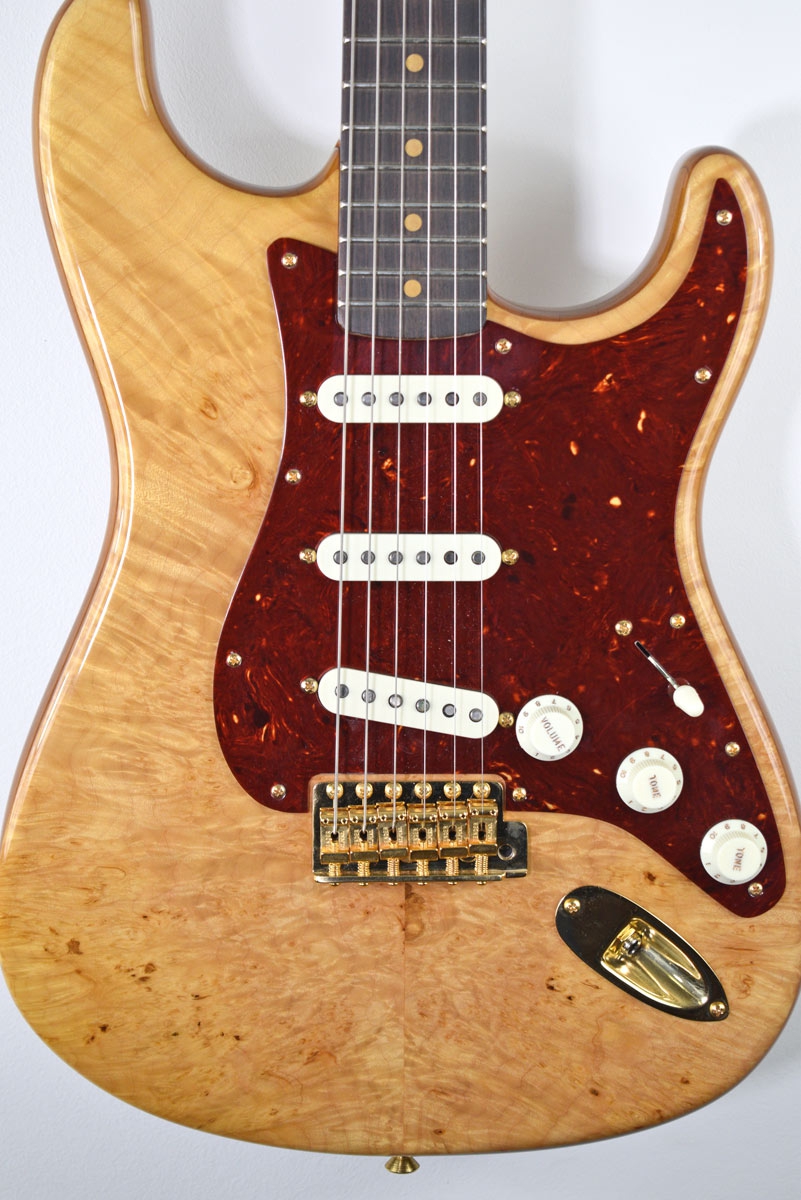 Fender Artisan Maple Burl Strat Custom Shop