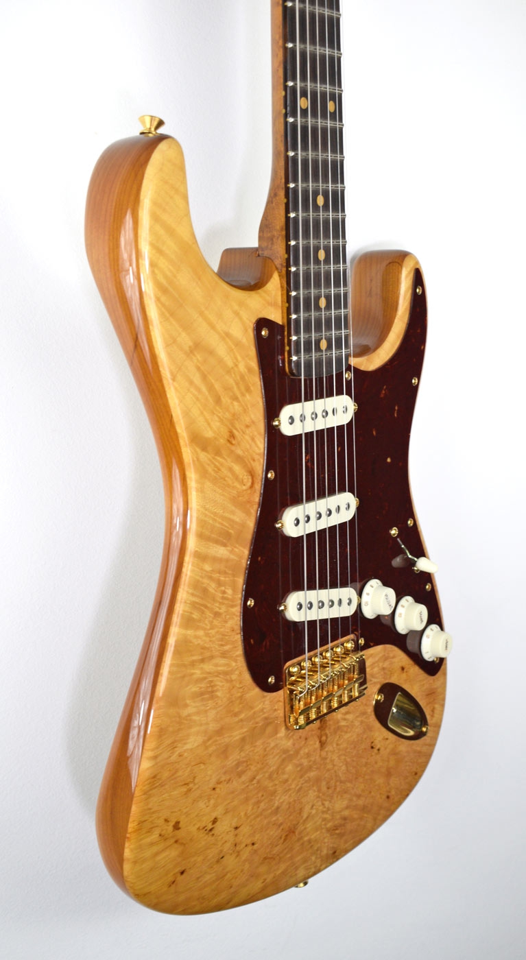 Fender Artisan Maple Burl Strat Custom Shop