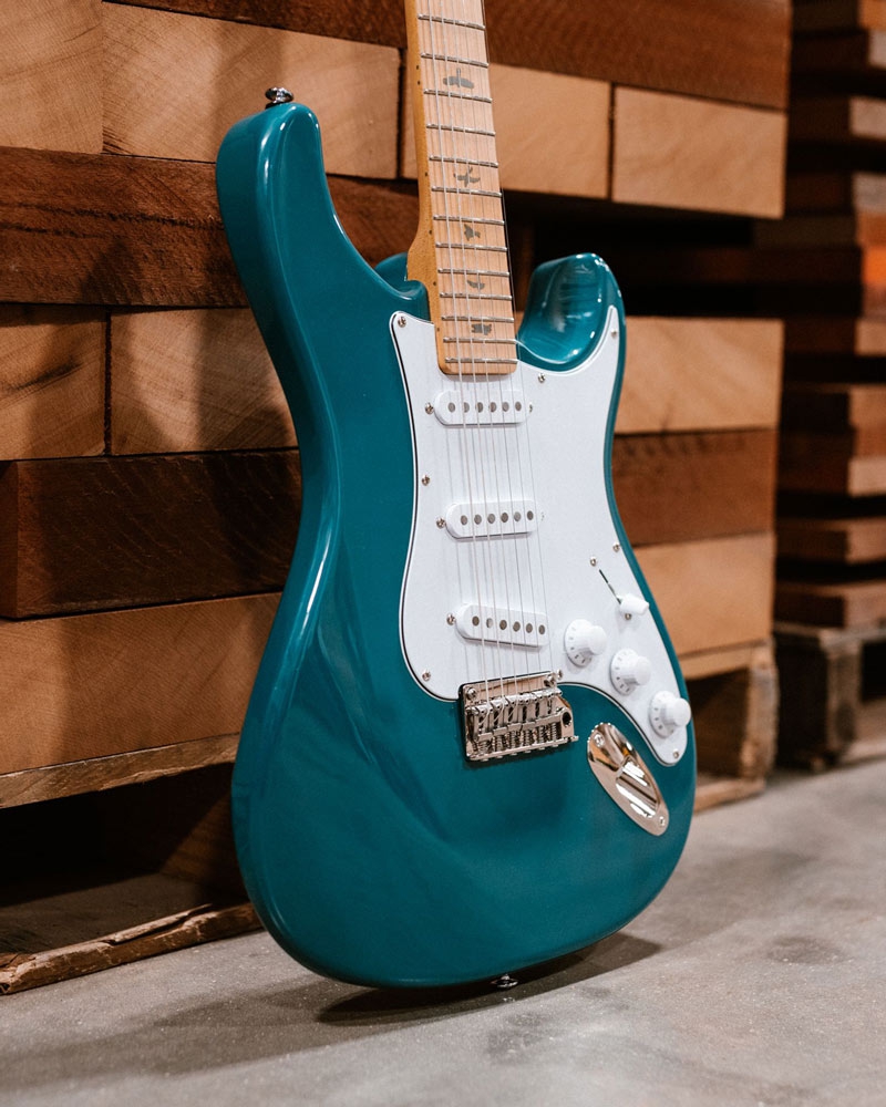 PRS SE Silver Sky MN Nylon Blue