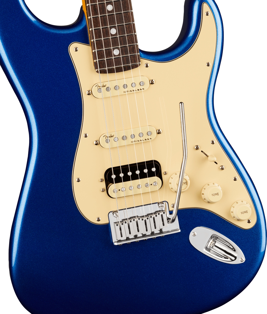 Fender American Ultra Stratocaster HSS RW Cobra Blue