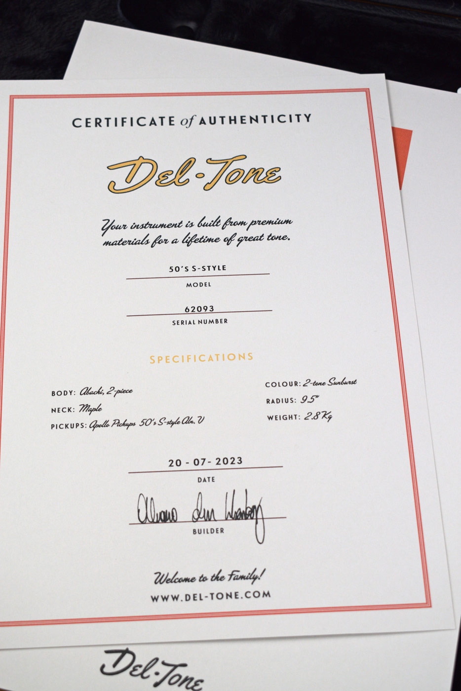 Del-Tone 50s S-Style 3TS Light Aged certificate