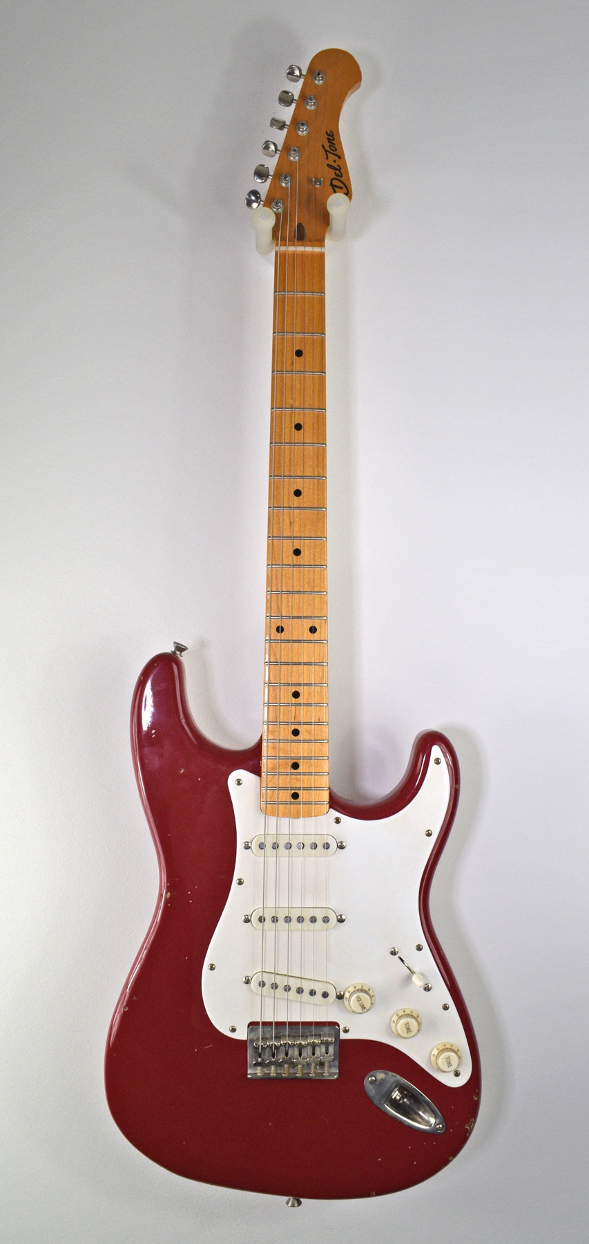 Del-Tone 50s S-style Hard Tail Dakota Red