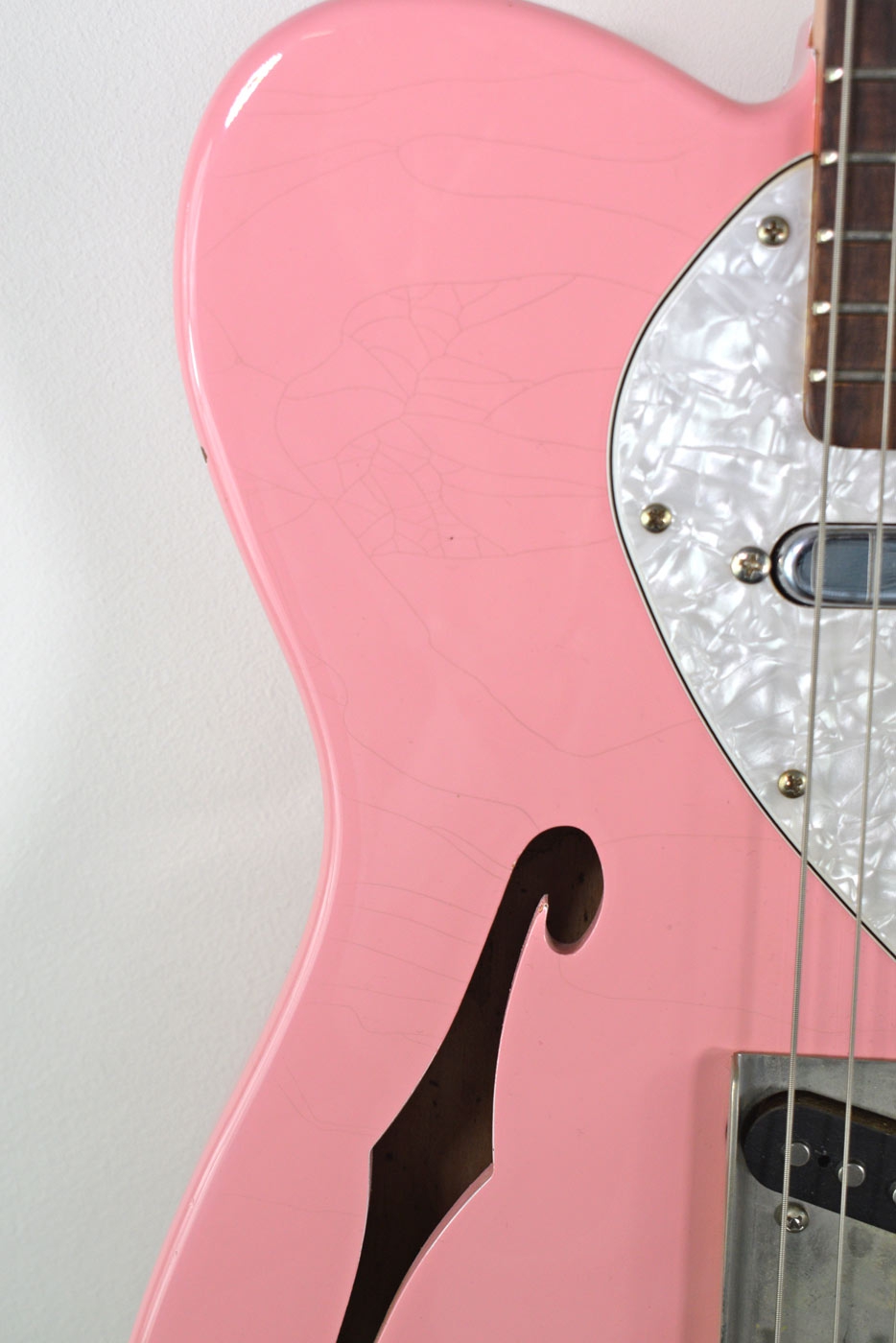 Del-Tone T-style Thinline Shell Pink