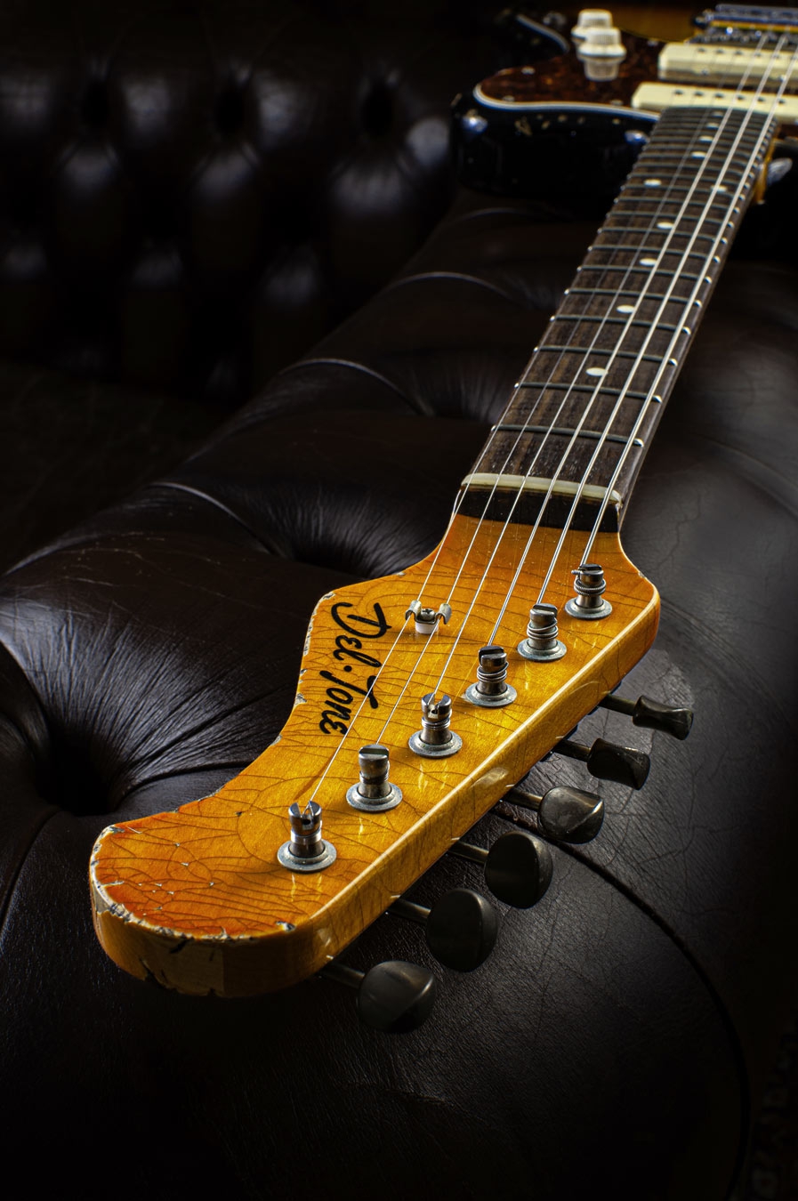 Del-Tone JM-style 3-tone Sunburst Heavy Aging