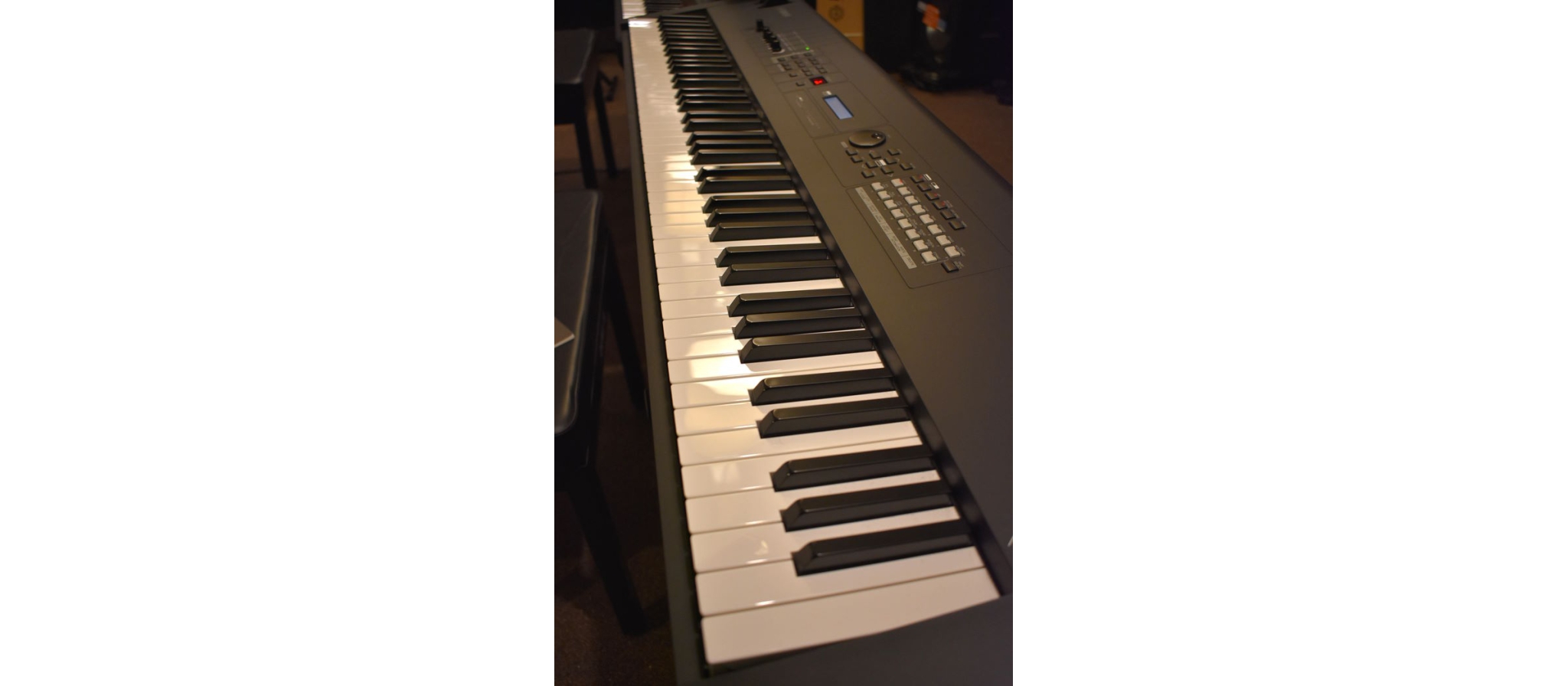 Yamaha MX88 synthesizer Jong gebruikt