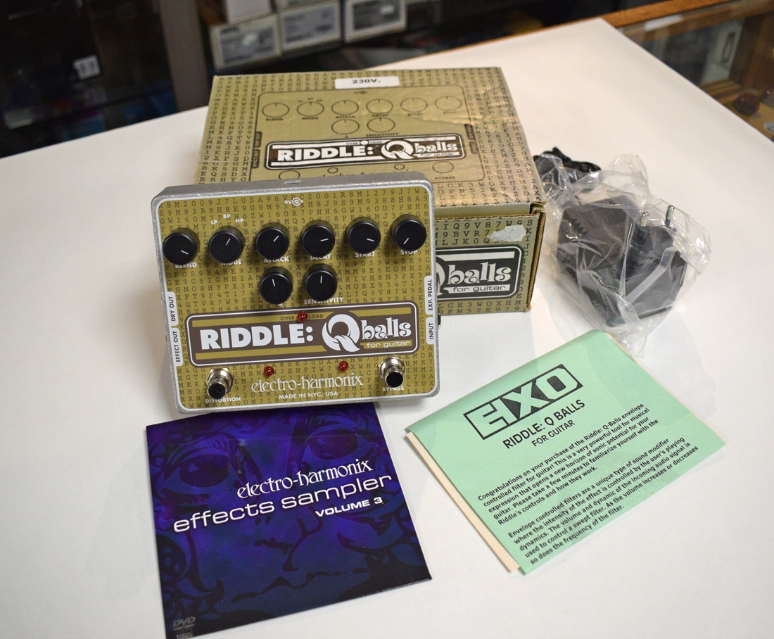 Electro Harmonix Riddle Q Balls