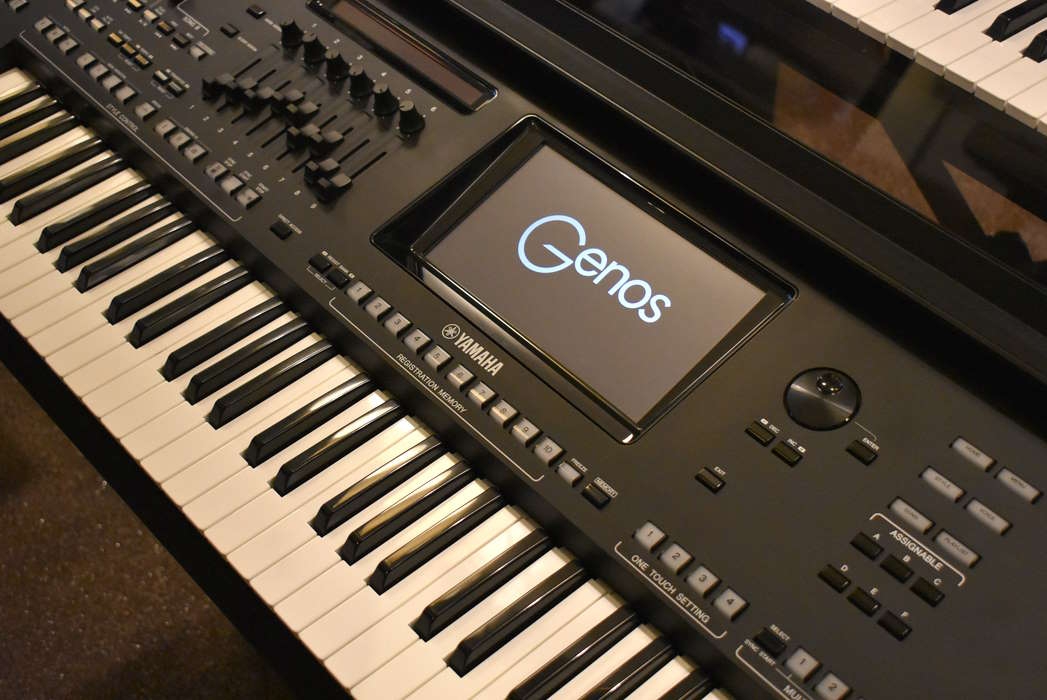 Yamaha Genos 76 digitaal workstation ( Occasion-B )