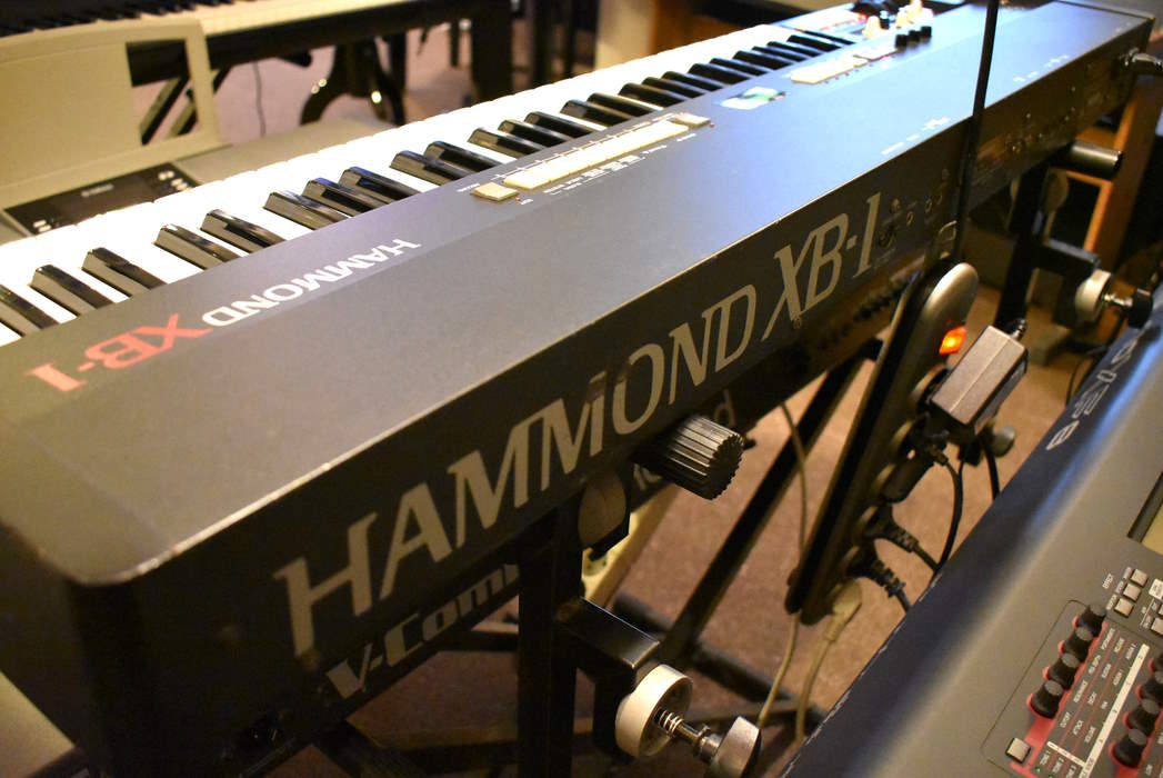 Hammond XB1 Organ occasion