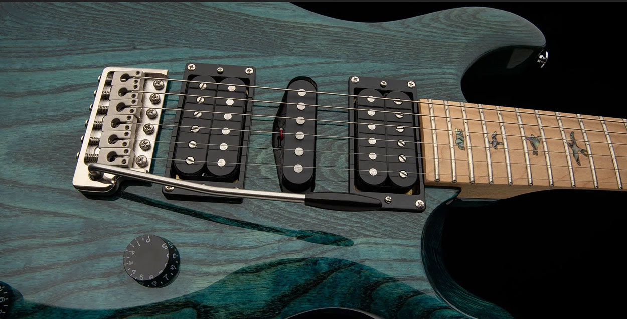 PRS SE Swamp Ash Special Iri Blue