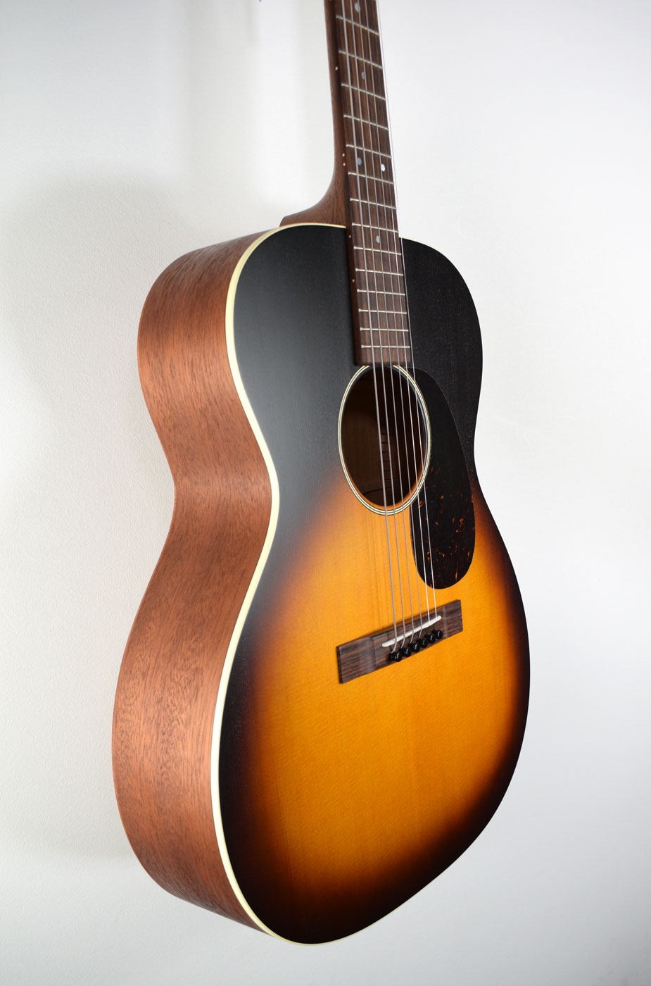 Martin 000-17 WS Whiskey Sunset