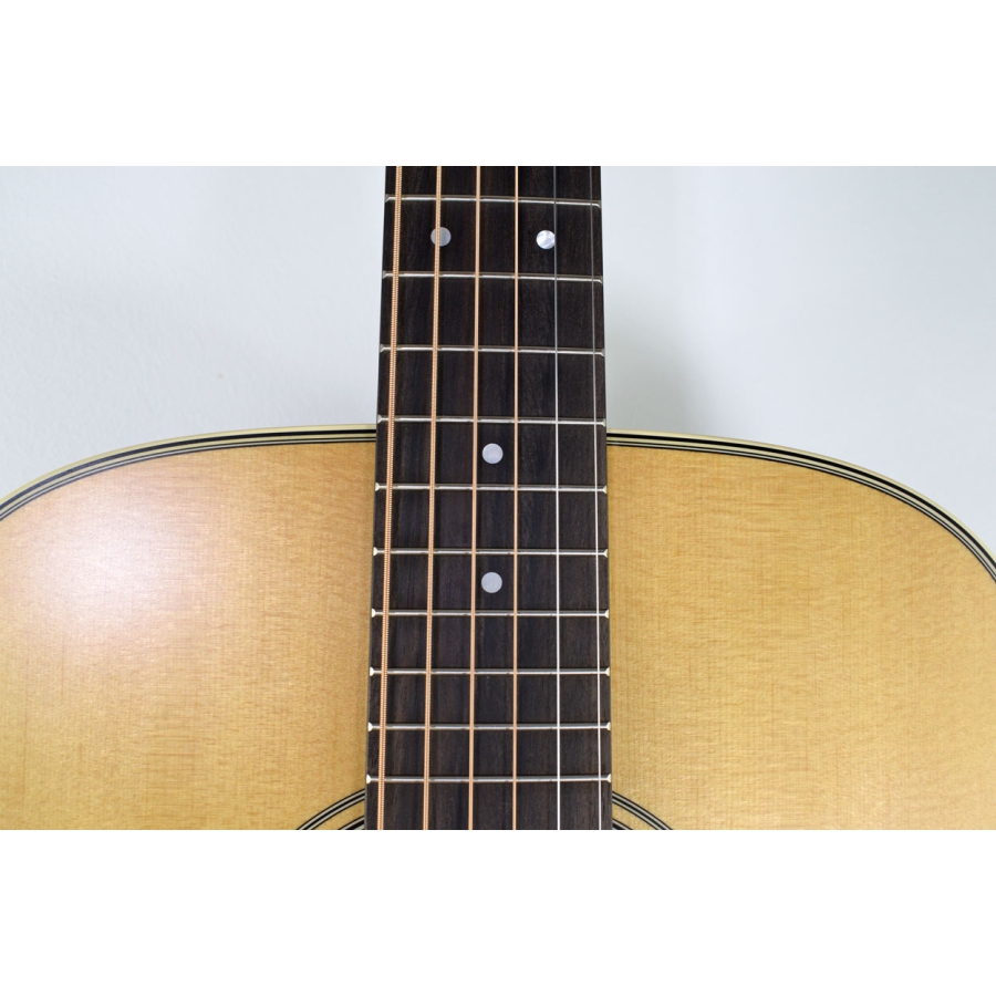 Martin D28 Satin