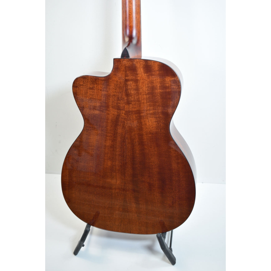 Eastman E1OMCE DLX