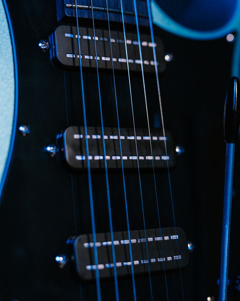 PRS SE NF3 MN Ice Blue Metallic