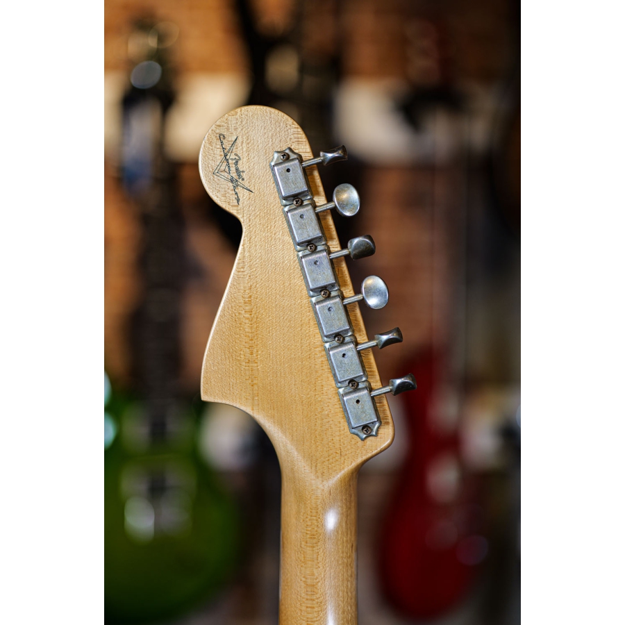 Fender Custom Shop B3 BASS VI Journeyman AVWT