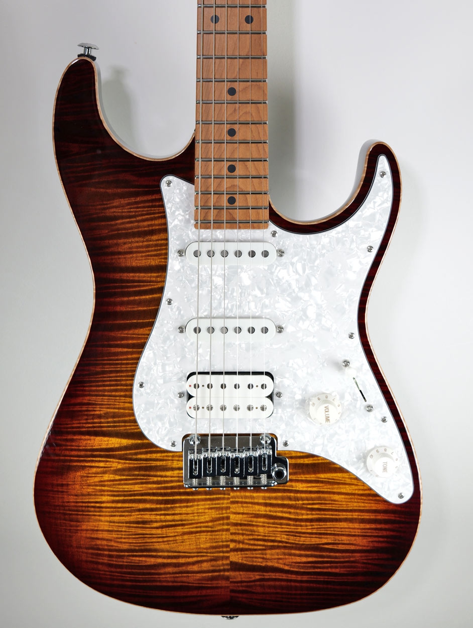 Suhr Standard Plus Roasted Maple HSS Bengal Burst