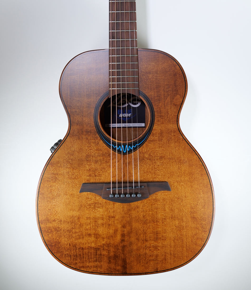 LAG TBW1TE BRW Bluewave 1 Smart Guitar Travel Brown