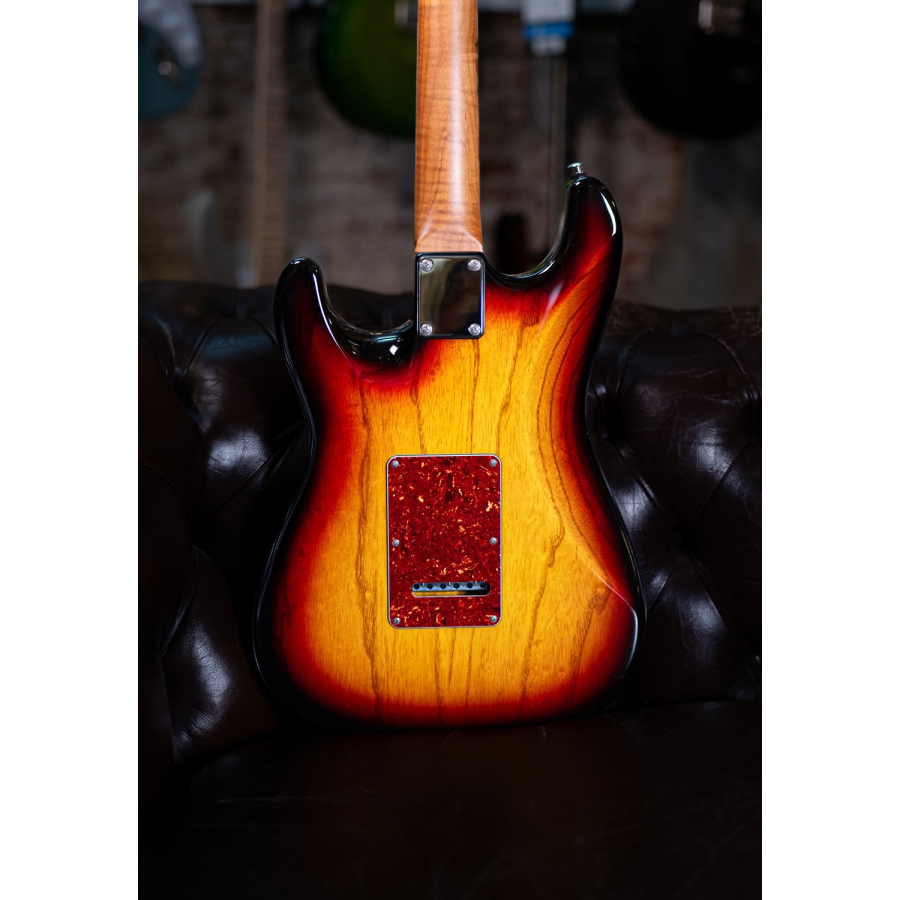 Suhr Classic S RFM Swamp Ash RW 3-Tone Limited