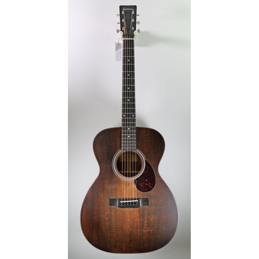 Eastman E1OM-CLA classic