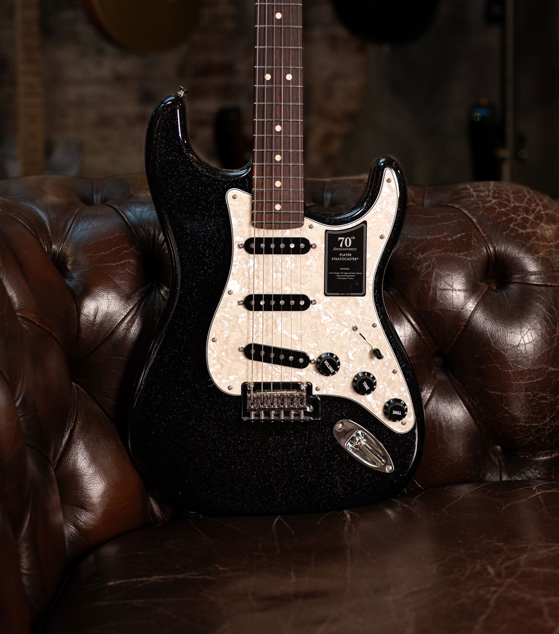 Fender 70th Anniversary Player Stratocaster RW Nebula Noir