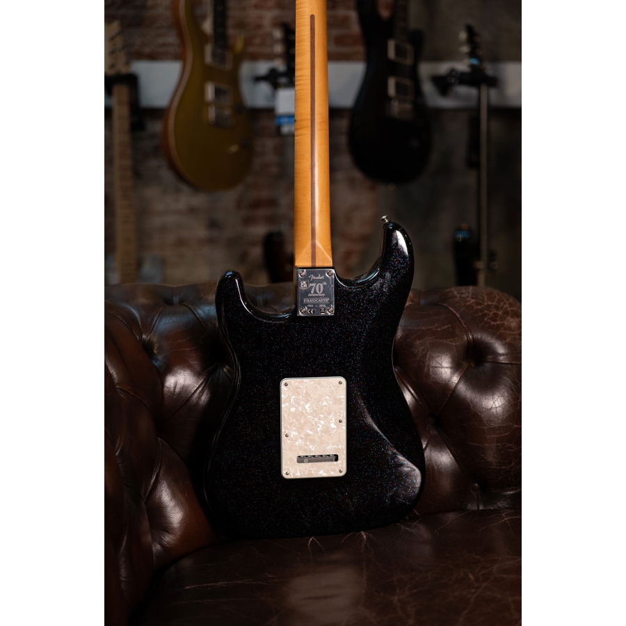 Fender 70th Anniversary Player Stratocaster RW Nebula Noir