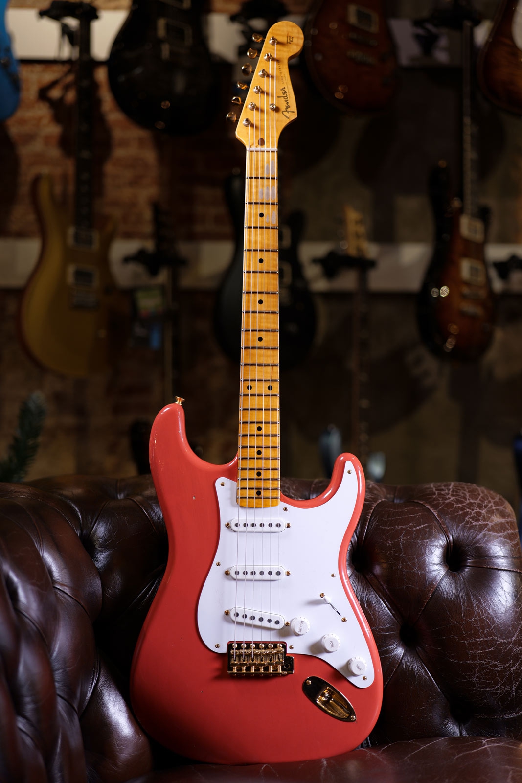 Fender Custom Shop LTD 54 Strat GH Journeyman MN Fiesta Red