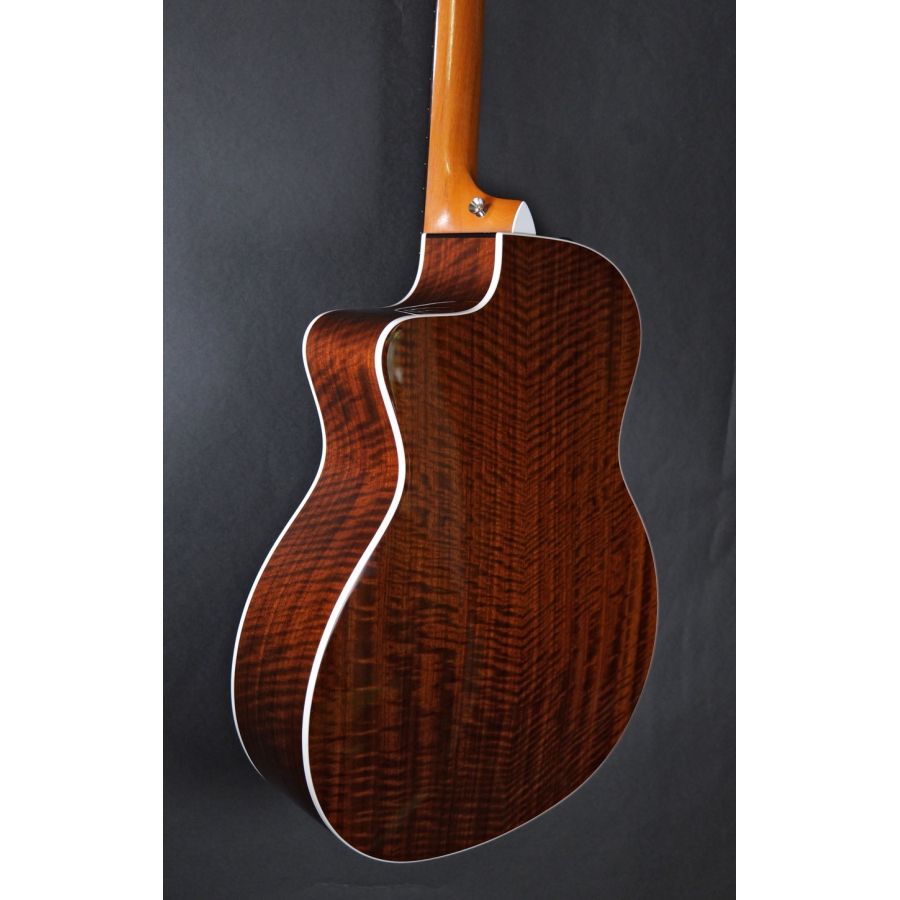 Taylor 214CE-CF DLX