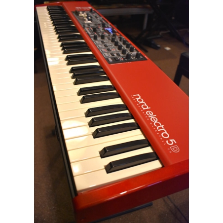 Nord Electro 5D 73  Digitaal Stage Keyboard