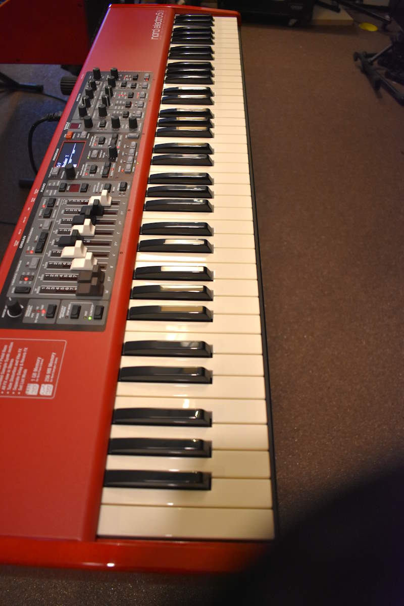 Nord Electro 5D 73  Digitaal Stage Keyboard