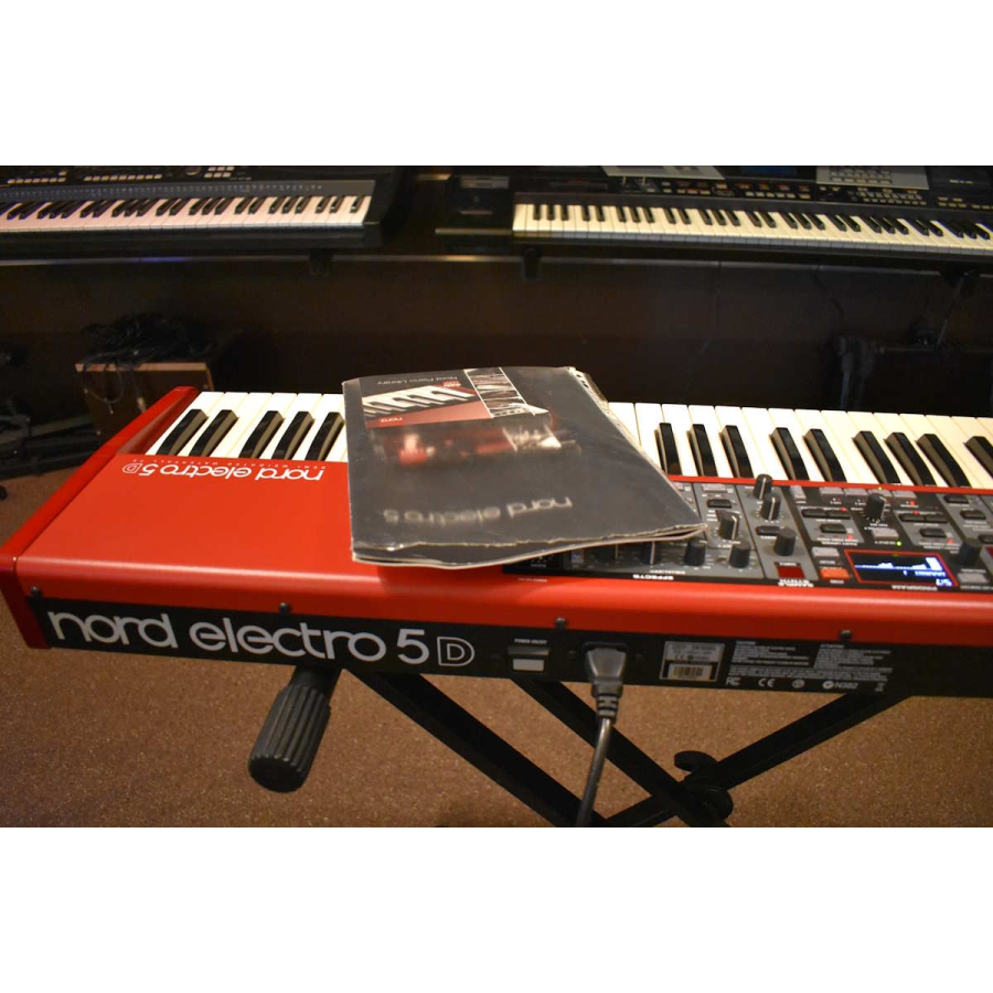 Nord Electro 5D 73  Digitaal Stage Keyboard